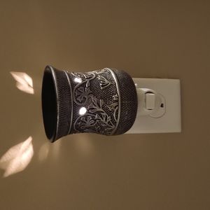 Scentsy Silvervine Plug-In